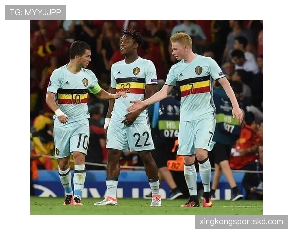 德布劳内 vs 阿扎尔：中场核心角色与战术适配性对比