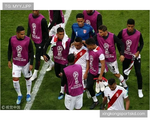 点球助跑规则如何界定有效助跑与犯规动作？