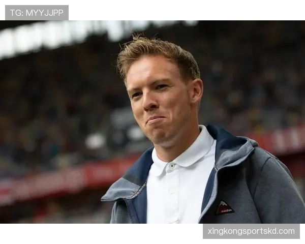 范加尔执教风格解析：战术严谨与体系化建队持续提升球队竞争力